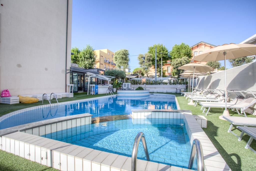 Ferretti Beach Hotel — Емілія Романья, Італія мініатюра 32