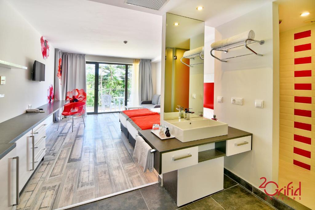 Grifid Hotel Foresta — Золоті піски, Болгарія мініатюра 24