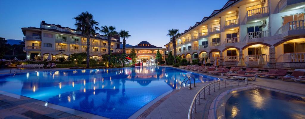 Larissa Sultan Beach Hotel — Кемер, Туреччина мініатюра 46