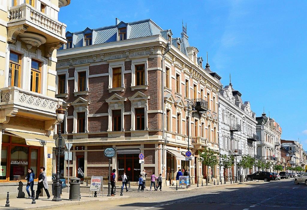 City Avenue Hotel — Тбілісі, Грузія мініатюра 45