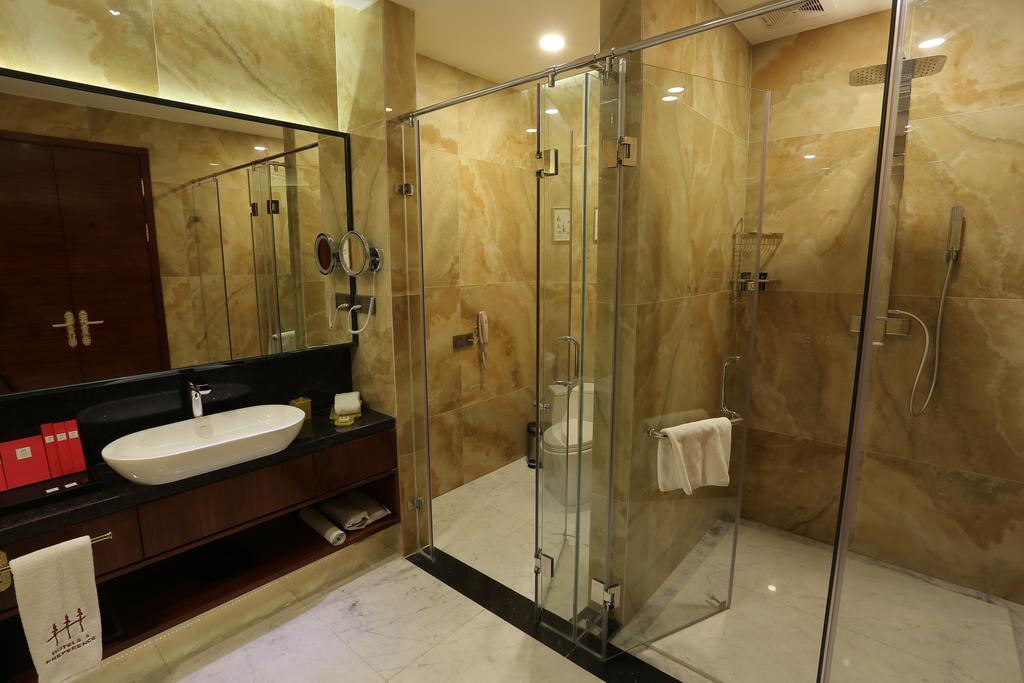 Hotels & Preference Hualing Tbilisi — Тбілісі, Грузія мініатюра 67