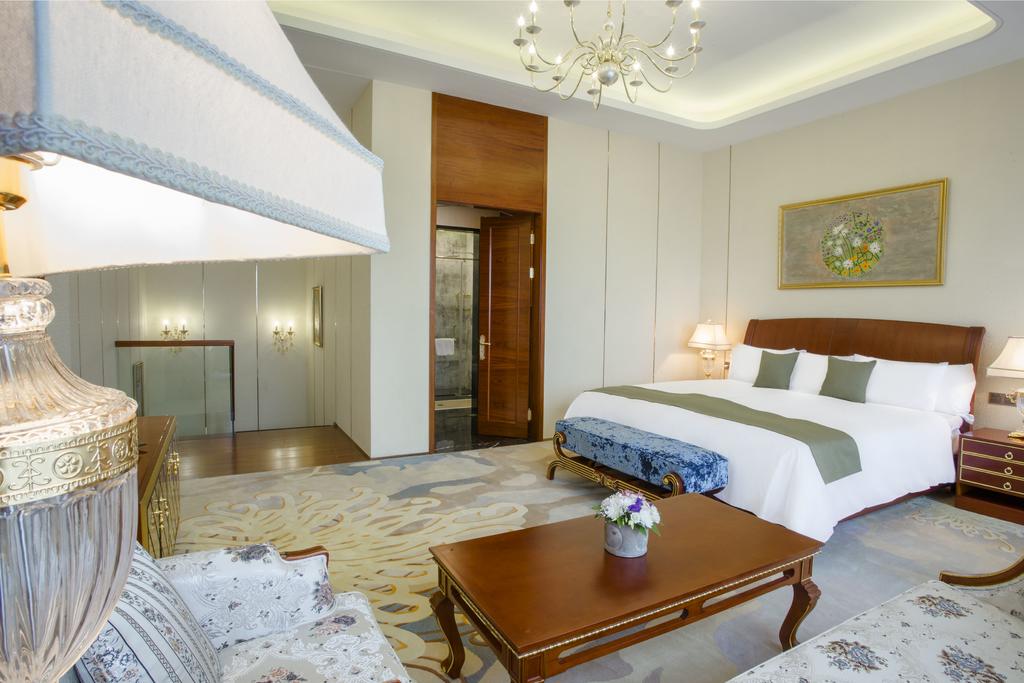 Hotels & Preference Hualing Tbilisi — Тбілісі, Грузія мініатюра 70