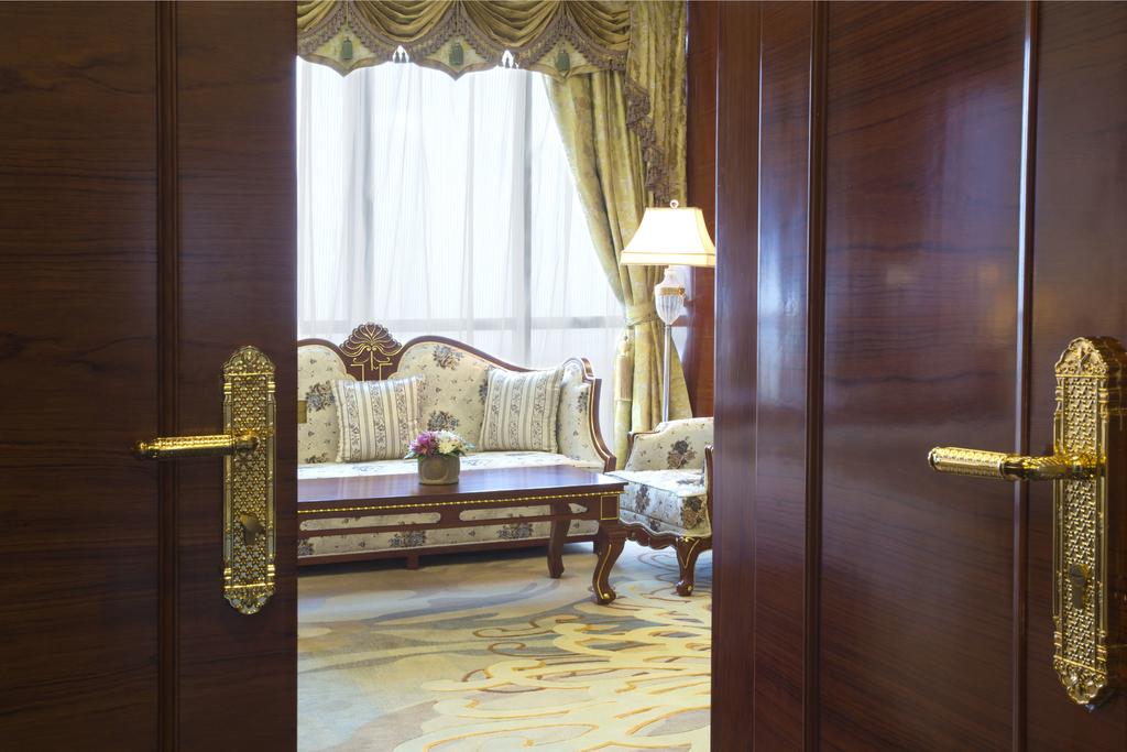 Hotels & Preference Hualing Tbilisi — Тбілісі, Грузія мініатюра 72