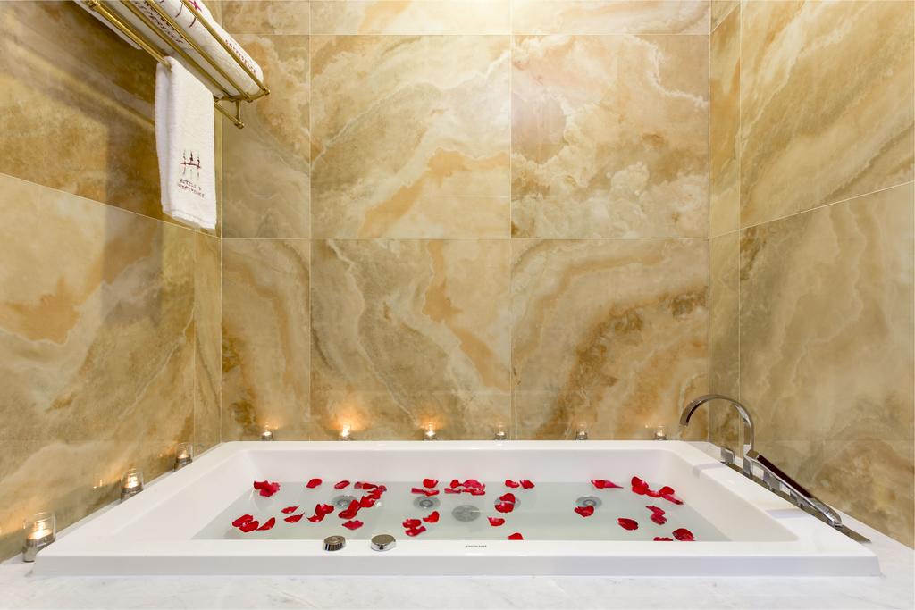 Hotels & Preference Hualing Tbilisi — Тбілісі, Грузія мініатюра 80