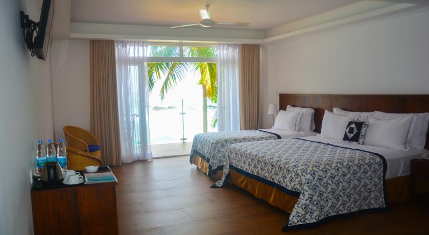 Sayura Beach Hotel — Унаватуна, Шрі Ланка мініатюра 45