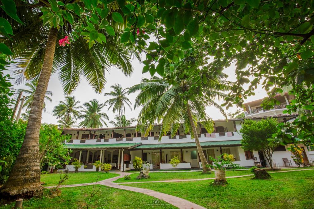Sea View Beach Hotel — Унаватуна, Шрі Ланка мініатюра 30