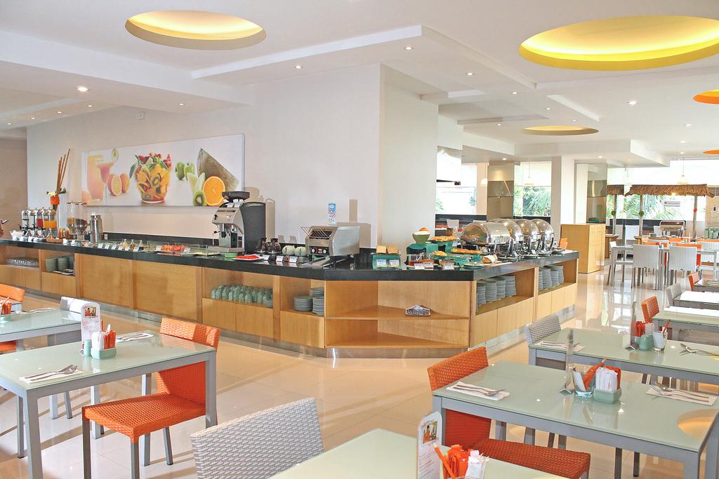 Harris Hotel & Residences Riverview — о. Балі, Індонезія мініатюра 43