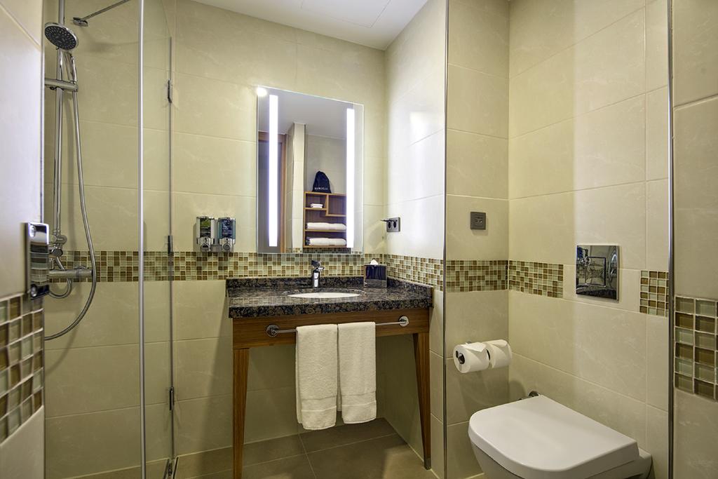 Hampton by Hilton Istanbul Atakoy — Стамбул, Туреччина мініатюра 9