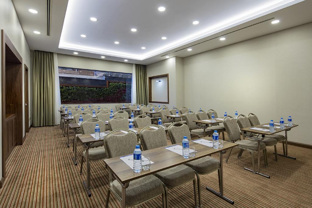 Hampton by Hilton Istanbul Atakoy — Стамбул, Туреччина мініатюра 28