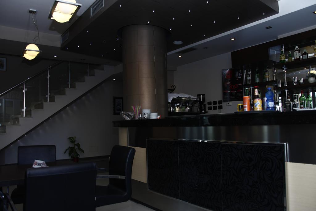 Nais Beach Hotel — Дуррес, Албанія мініатюра 29