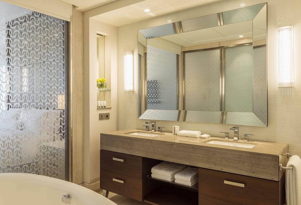 Hilton Dubai Al Habtoor City — Дубаї, Об'єднані Арабські Емірати мініатюра 199