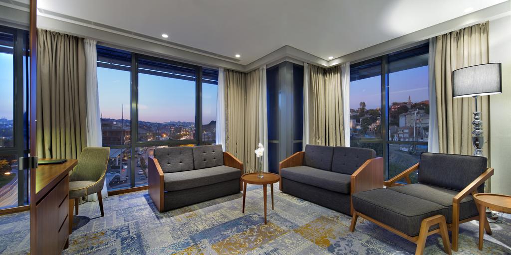 Double Tree By Hilton Hotel Istanbul Piyalepasa — Стамбул, Туреччина мініатюра 14
