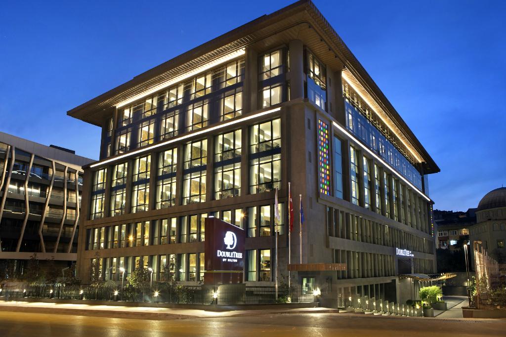 Double Tree By Hilton Hotel Istanbul Piyalepasa — Стамбул, Туреччина мініатюра 47