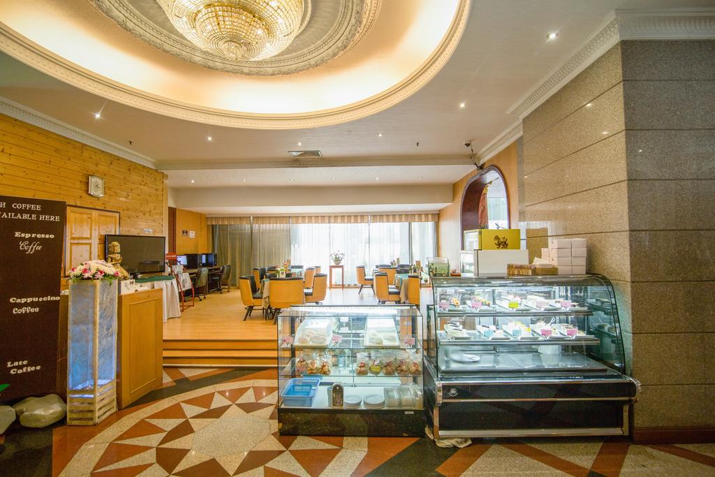 Royal Benja Hotel — Бангкок, Таїланд мініатюра 14