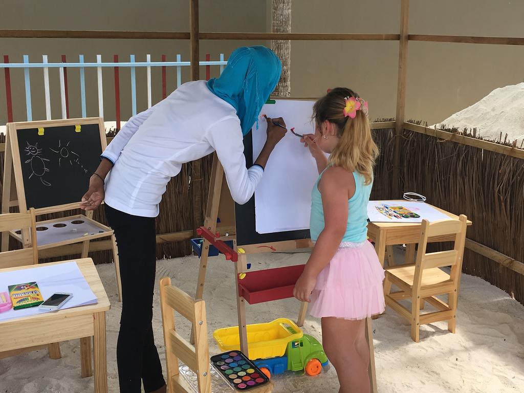 Cocoon Maldives — Лавіяні Атол, Мальдіви мініатюра 28