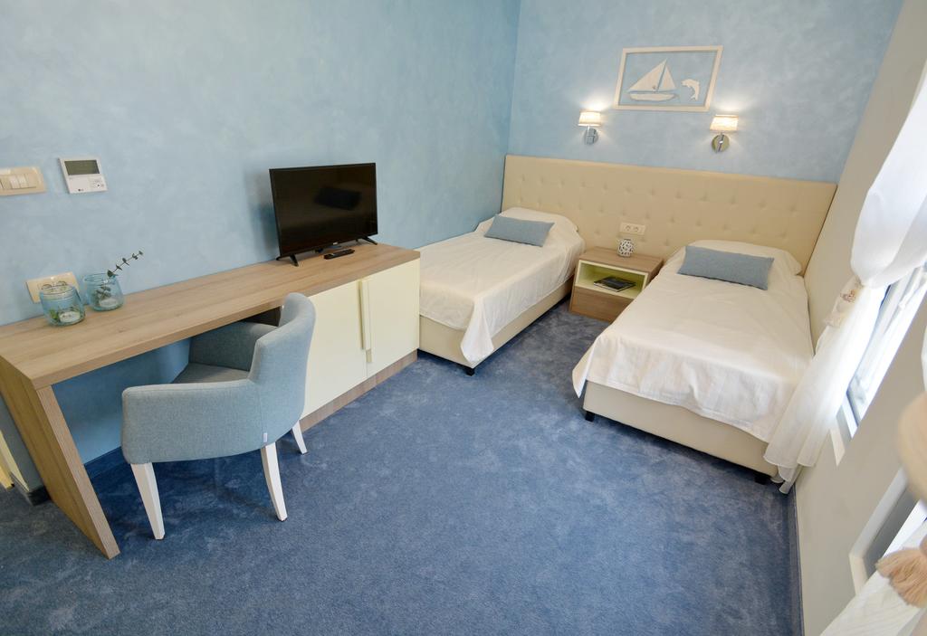 Hermes Hotel — Будванськая Рівʼєра, Чорногорія мініатюра 31