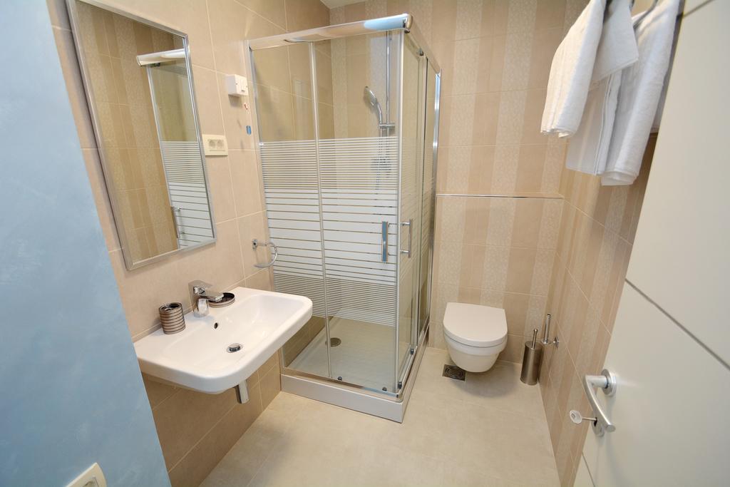 Hermes Hotel — Будванськая Рівʼєра, Чорногорія мініатюра 39