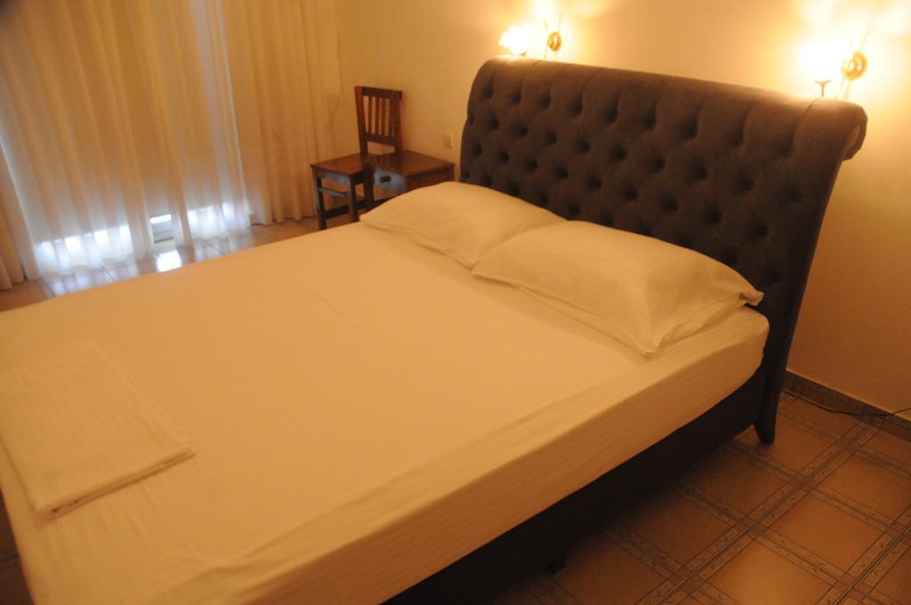 Achillion Hotel — Лутракі (Коринфія), Греція мініатюра 19