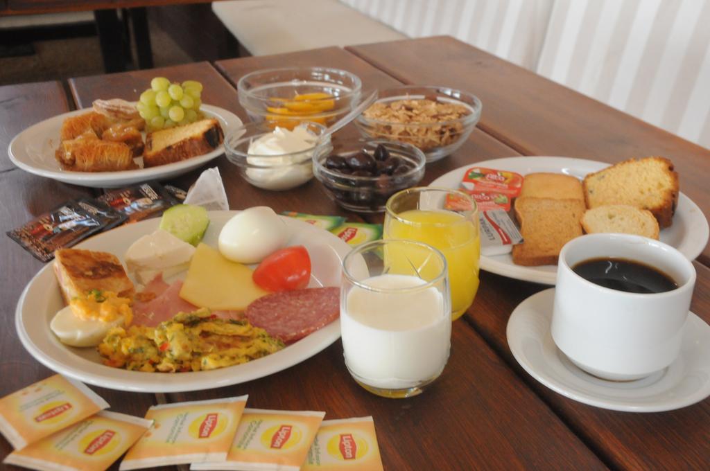 Achillion Hotel — Лутракі (Коринфія), Греція мініатюра 21