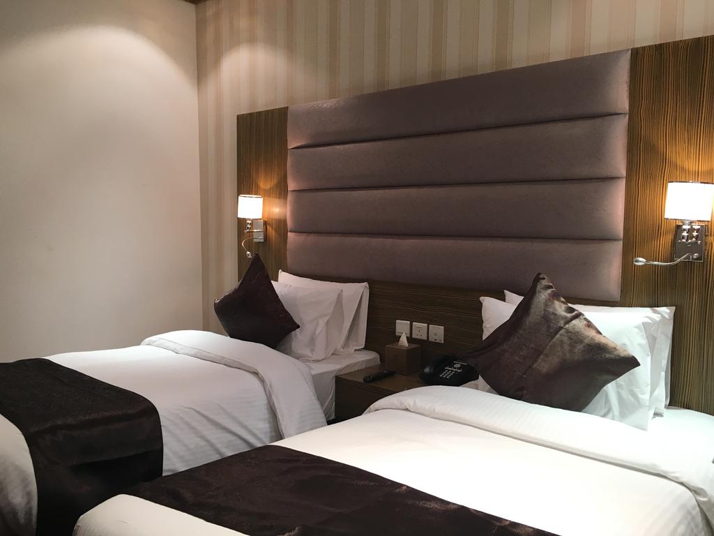 Royal Tulip Hotel — Дубаї, Об'єднані Арабські Емірати мініатюра 17