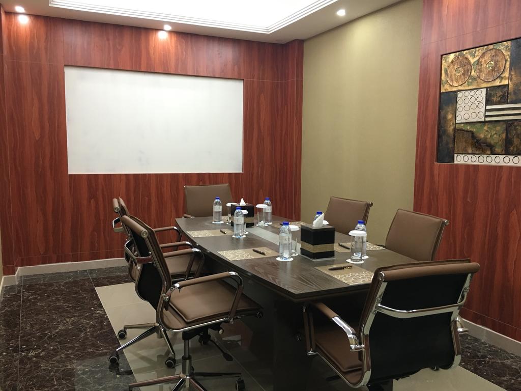 Royal Tulip Hotel — Дубаї, Об'єднані Арабські Емірати мініатюра 19