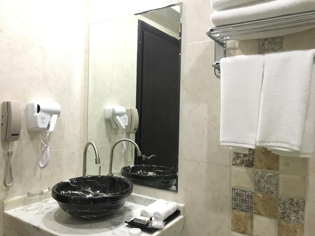 Royal Tulip Hotel — Дубаї, Об'єднані Арабські Емірати мініатюра 25