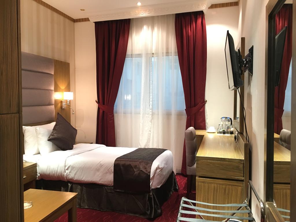 Royal Tulip Hotel — Дубаї, Об'єднані Арабські Емірати мініатюра 32