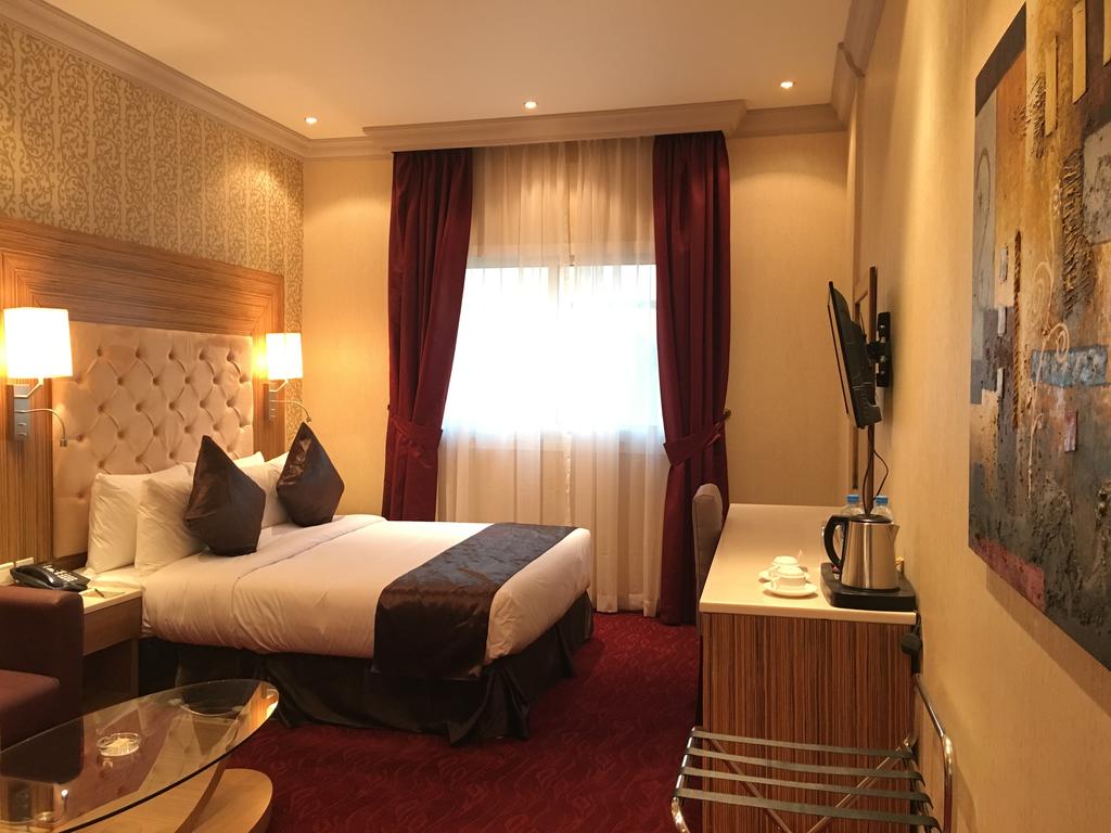 Royal Tulip Hotel — Дубаї, Об'єднані Арабські Емірати мініатюра 38