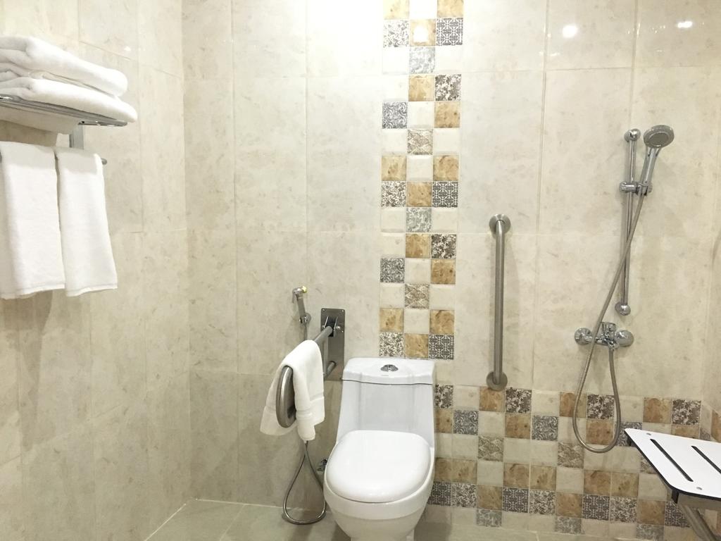 Royal Tulip Hotel — Дубаї, Об'єднані Арабські Емірати мініатюра 40