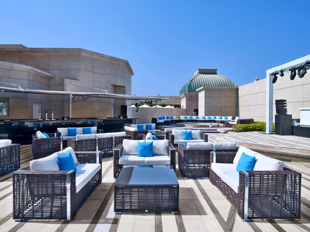 V Hotel Dubai Curio Collection by Hilton — Дубаї, Об'єднані Арабські Емірати мініатюра 134