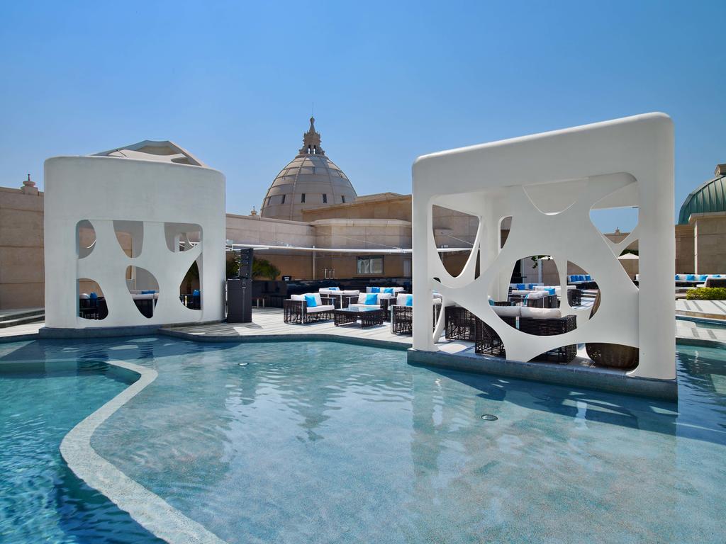 V Hotel Dubai Curio Collection by Hilton — Дубаї, Об'єднані Арабські Емірати мініатюра 135