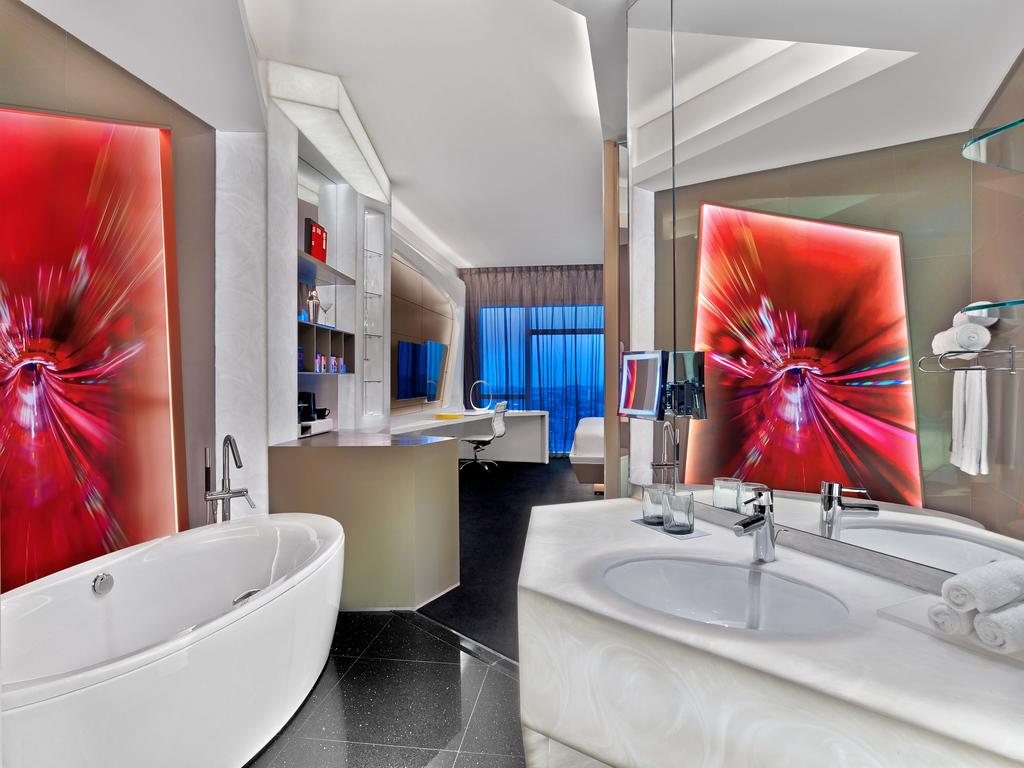V Hotel Dubai Curio Collection by Hilton — Дубаї, Об'єднані Арабські Емірати мініатюра 147