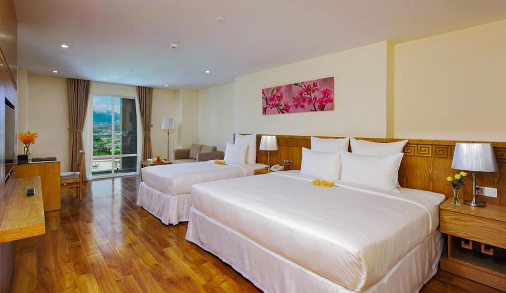 Rosaka Hotel Nha Trang — Нячанг, В'єтнам мініатюра 6