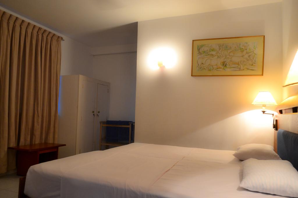 YKD Tourist Rest — Хіккадува, Шрі Ланка мініатюра 14