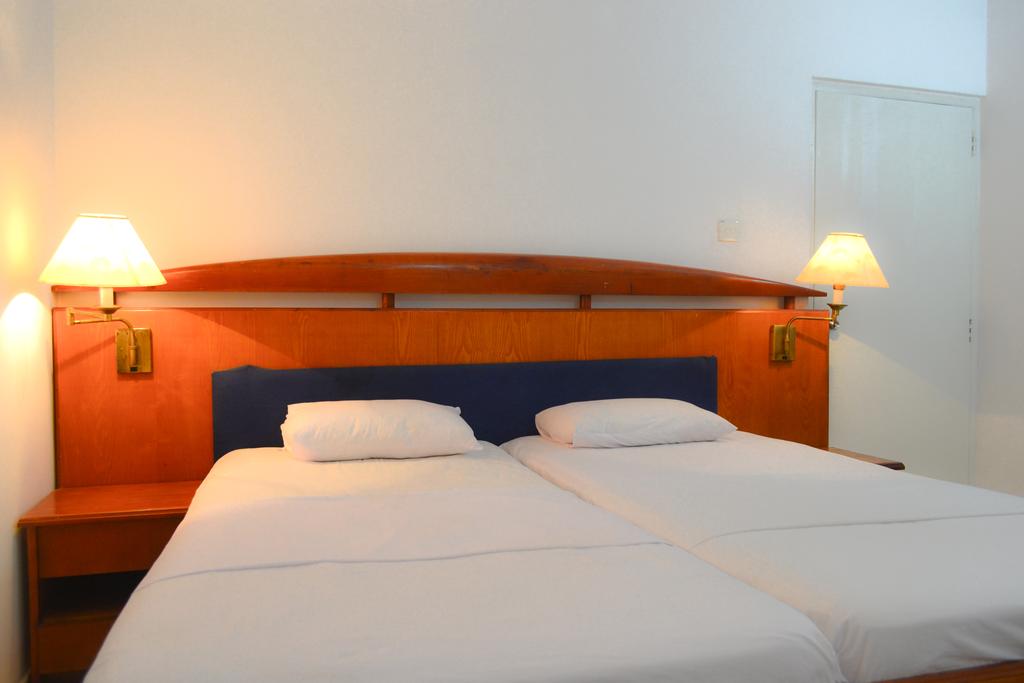 YKD Tourist Rest — Хіккадува, Шрі Ланка мініатюра 30
