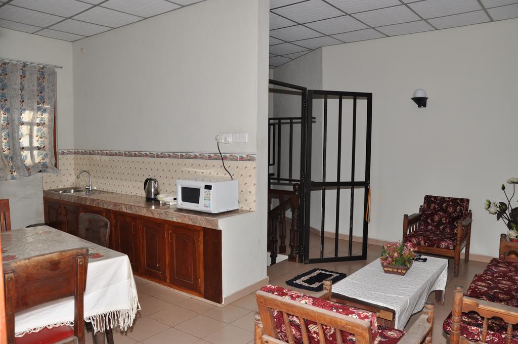 YKD Tourist Rest — Хіккадува, Шрі Ланка мініатюра 34