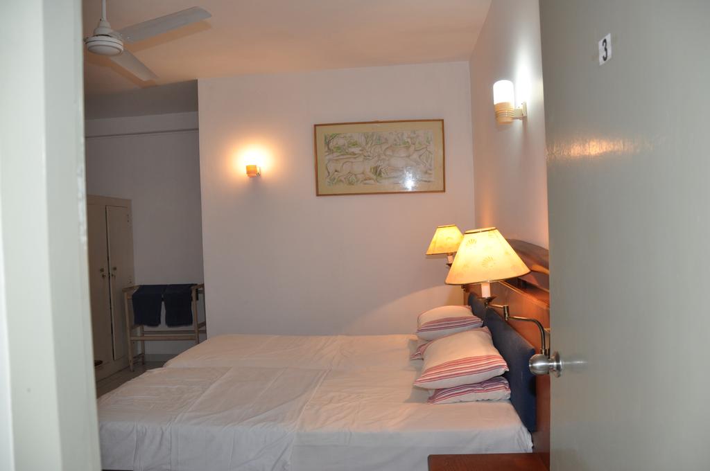 YKD Tourist Rest — Хіккадува, Шрі Ланка мініатюра 44