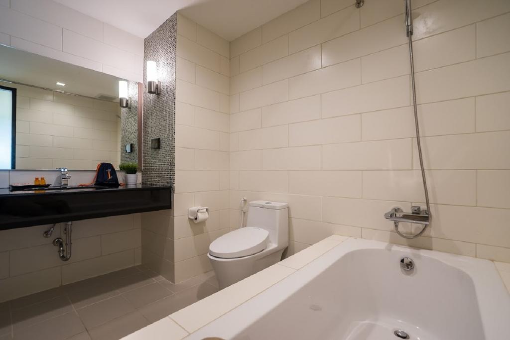 J Inspired Hotel Pattaya — Паттайя, Таїланд мініатюра 12