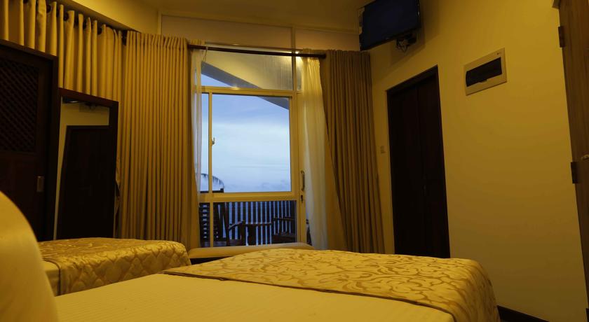 Rock Fort Hotel — Унаватуна, Шрі Ланка мініатюра 21