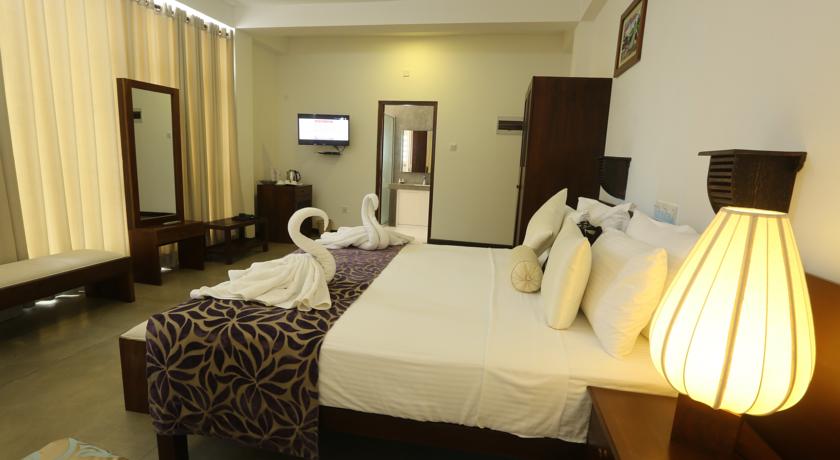 Rock Fort Hotel — Унаватуна, Шрі Ланка мініатюра 37
