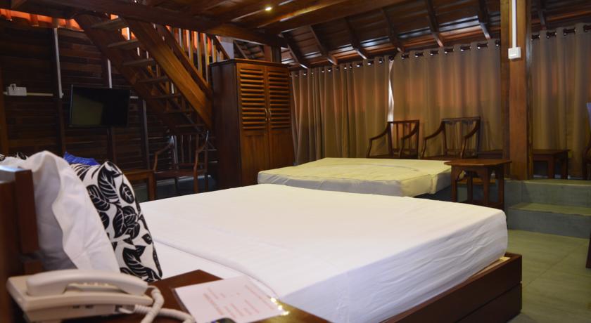 Rock Fort Hotel — Унаватуна, Шрі Ланка мініатюра 43