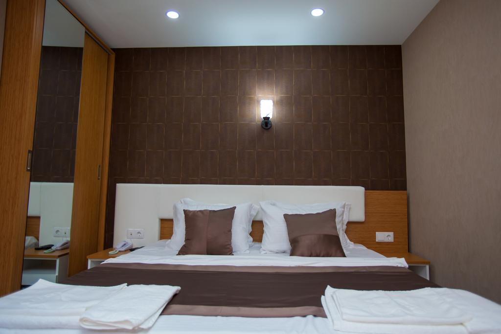 Voyager Hotel — Тбілісі, Грузія мініатюра 37