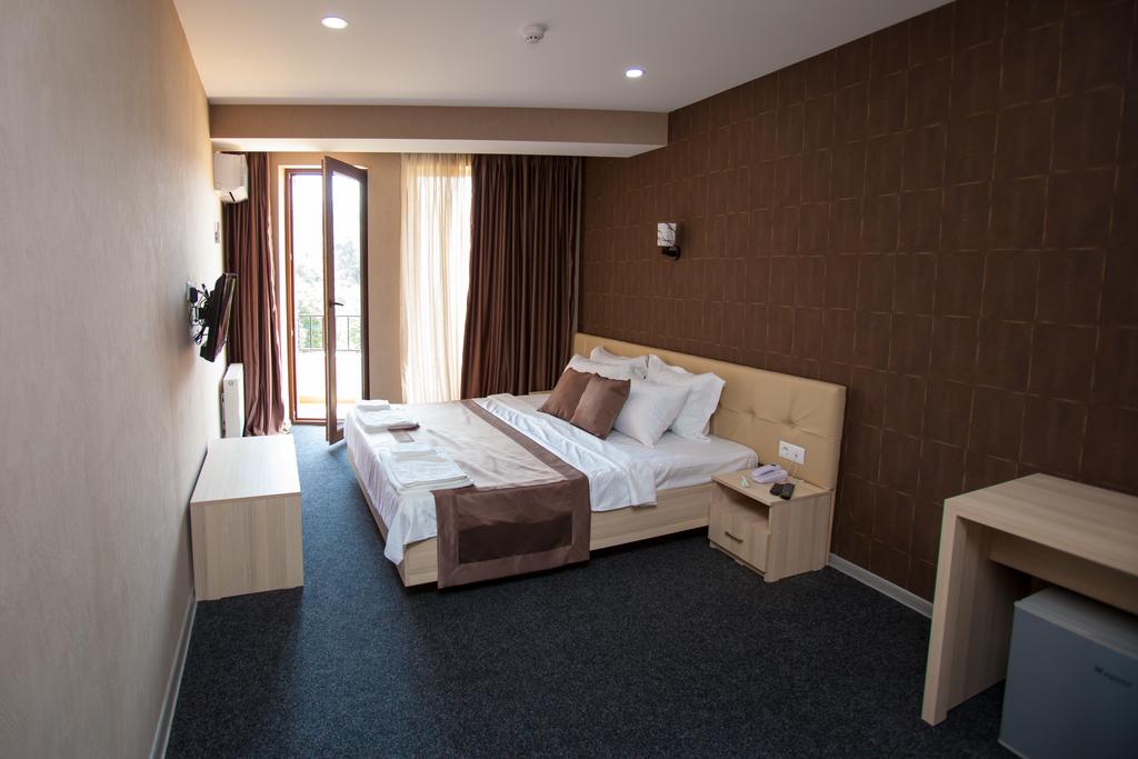 Voyager Hotel — Тбілісі, Грузія мініатюра 45