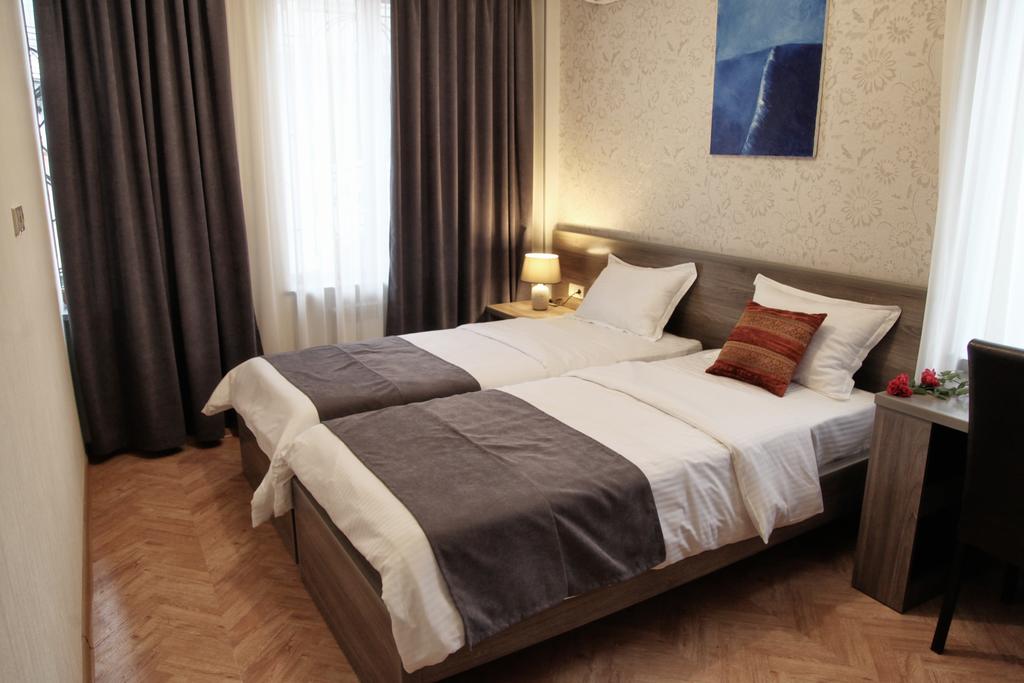 Four Brothers Hotel — Тбілісі, Грузія мініатюра 16