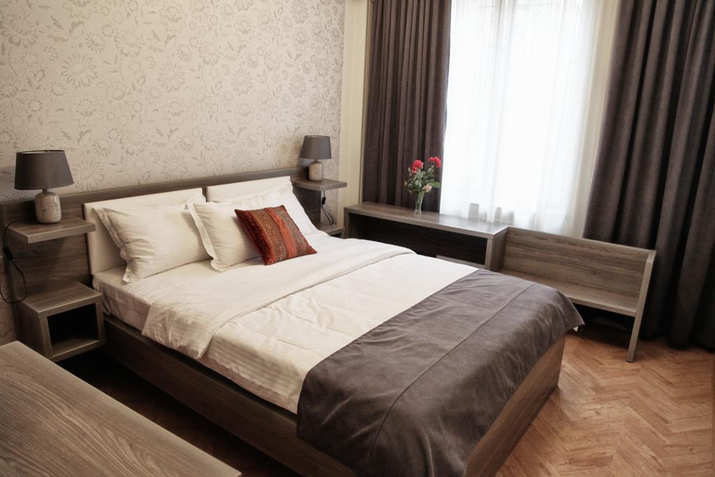 Four Brothers Hotel — Тбілісі, Грузія мініатюра 20