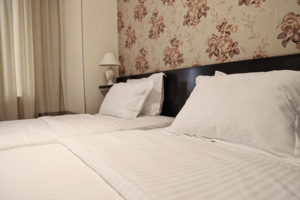 Four Brothers Hotel — Тбілісі, Грузія мініатюра 32