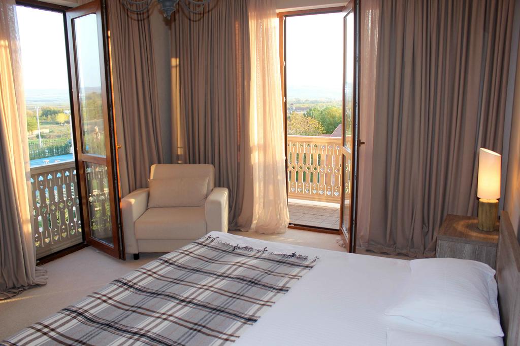 Ambassadori Kacheti Golf Resort Gurjaani — Кахетія, Грузія мініатюра 28