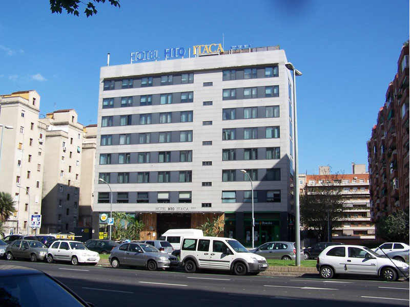 H10 Itaca — Барселона, Іспанія мініатюра 94