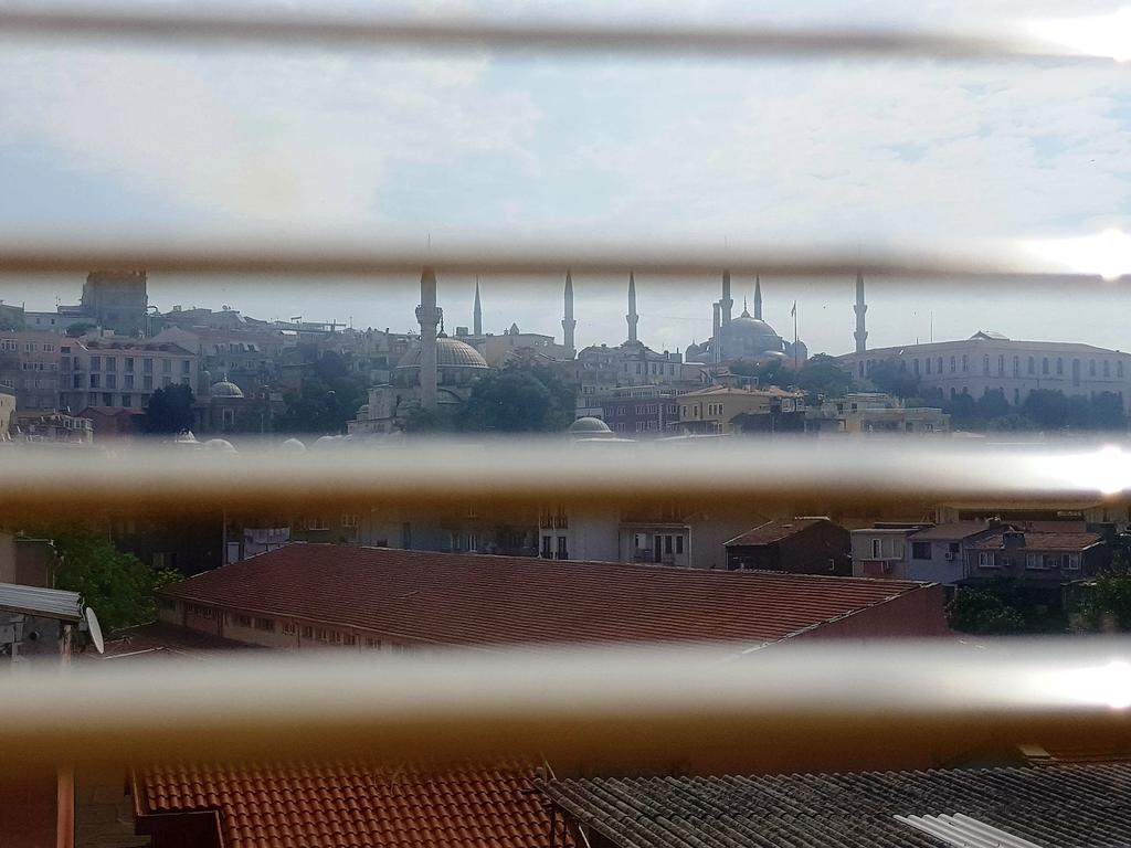 Fuat Bey Palace — Стамбул, Туреччина мініатюра 39