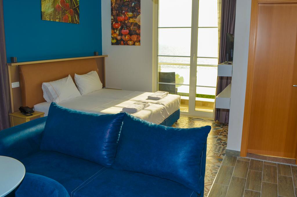 Monaco Hotel Golem — Голем, Албанія мініатюра 7